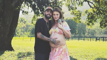 Surfista já é pai de Bem, Liz e Dom, enquanto a modelo será mamãe pela primeira vez - Instagram/@cintiadicker