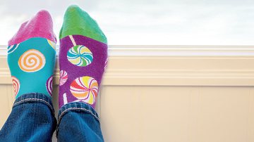 10 jeitos de usar meias sem par - Shutterstock