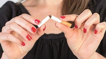 De uns anos para cá, fumar saiu de moda - Banco de Imagem/Getty Images