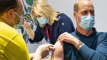 Príncipe William é vacinado contra a Covid-19 - Instagram/@dukeandduchessofcambridge