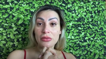 Andressa Urach chora ao falar de doença - Reprodução/ Youtube