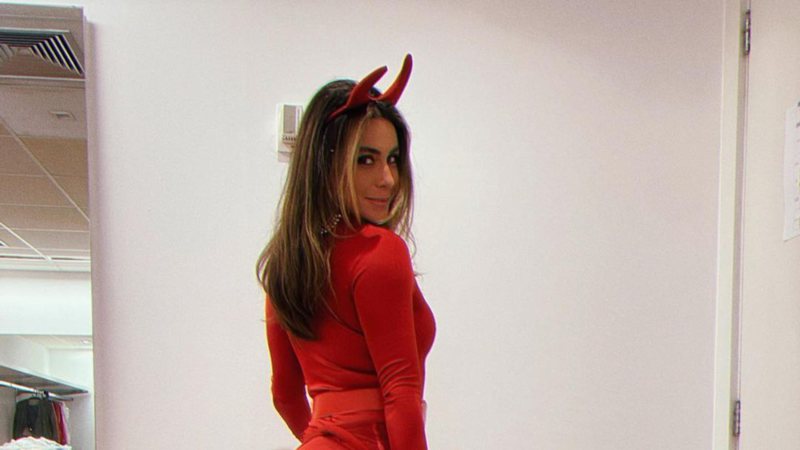 Giovanna Antonelli rouba a cena na web ao surgir com fantasia sexy de personagem - Instagram/ @giovannaantonelli