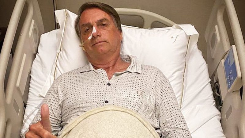 Jair Bolsonaro foi hospitalizado na madrugada desta segunda-feira (3) - Instagram/@jairmessiasbolsonaro