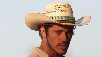 José Loreto surge como personagem do remake de 'Pantanal', da TV Globo - Instagram/ @joseloreto
