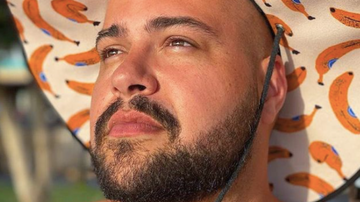 Tiago Abravanel lamenta constrangimento por causa de toalha disponibilizada pela produção - Instagram/@tiagoabravanel