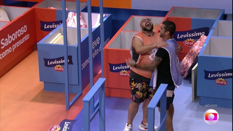 Tiago e Scooby venceram a prova do líder - TV Globo
