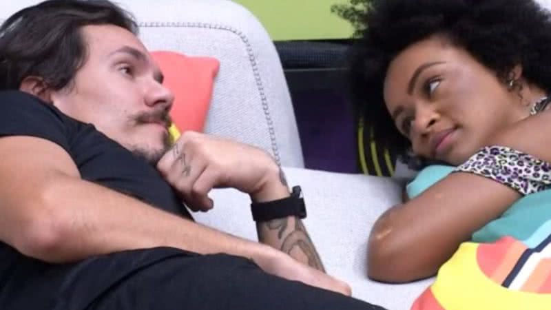 Natália sente ciúmes de Eli e desabafa - Reprodução/Tv Globo