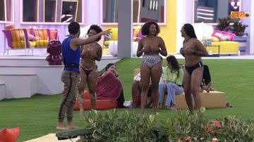Linn, Jessilane e Natália fazem topless - Reprodução/TV Globo
