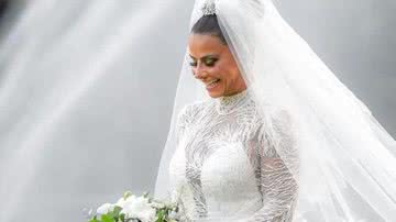 Na época da cerimônia de casamento, Viviane Araújo encantou com o vestido escolhido. - Instagram/ @araujovivianne
