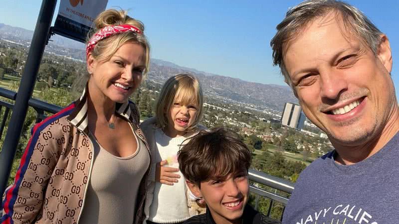 Eliana curtiu viagem de férias com a família nos EUA - Instagram/ @eliana