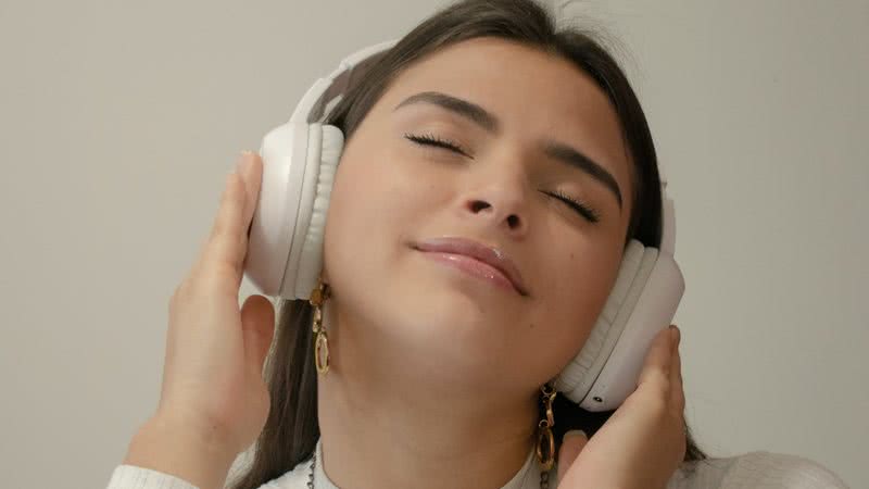 Usar fones de ouvido em excesso traz riscos à saúde; entenda - Jair Medina/Unsplash
