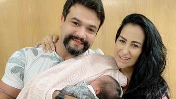 Fabiola Gadelha, o marido, Bruno Amaral, e a filha, Yarin - Instagram/@fabiolagadelhaoficial