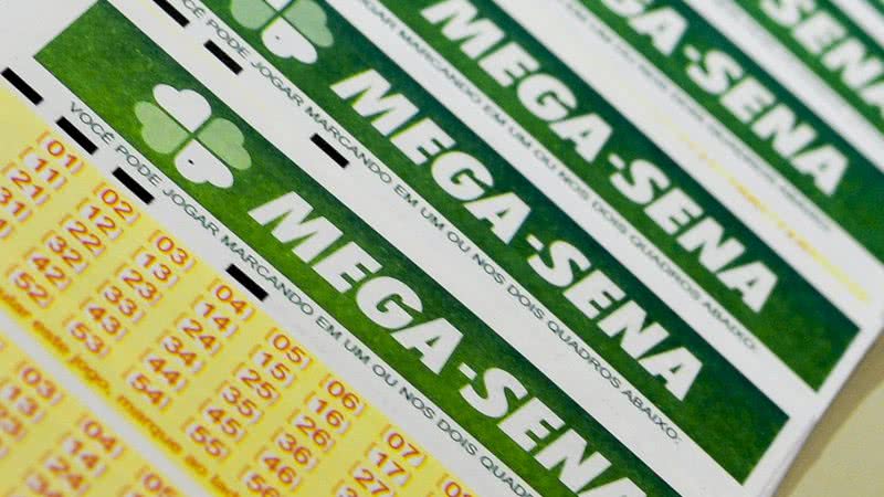 Prêmio da Mega-Sena, de cerca de R$ 60 milhões, será sorteado na próxima quarta-feira (4) - Marcello Casal Jr / Agência Brasil