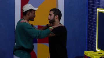 Paulo André e Pedro e aproximaram ao longo do confinamento - Reprodução/TV Globo