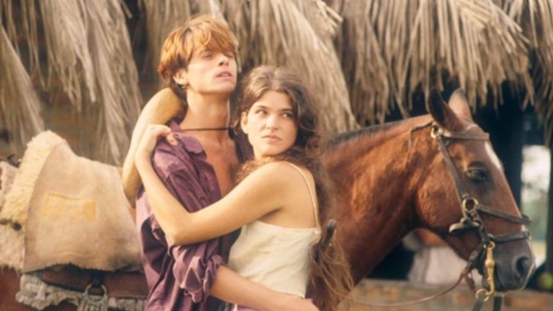 Marcos Winter e Cristiana Oliveira viviam Jove e Juma na trama de 'Pantanal'. - TV Manchete
