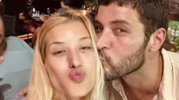 Leandro Lima posa com a filha mais velha, Giulia, de 21 anos. - Instagram
