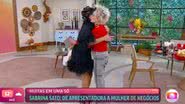 Sabrina Sato foi tomar café da manhã com Ana Maria Braga usando um look bastante inusitado - TV Globo