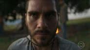 Trindade (Gabriel Sater) encarna o Diabo, em 'Pantanal' - TV Globo
