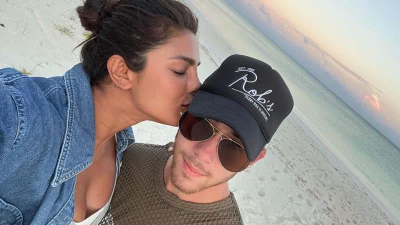 Priyanka Chopra em Bahamas com Nick Jonas - Instagram/@priyankachopra