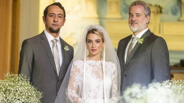 O vestido de noiva usado por Érica (Marcela Fetter) no casamento é de uma grife espanhola - Divulgação/TV Globo