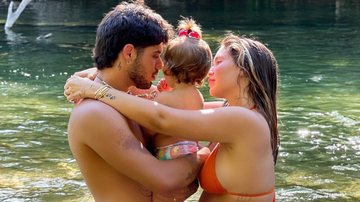 Virginia Fonseca encantou os internautas em foto com a família. - Instagram/@virginia