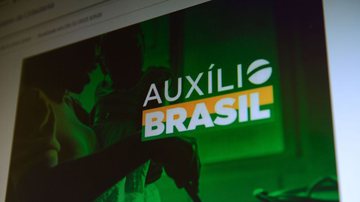 Auxílio Brasil: beneficiários com NIS 3 já podem movimentar dinheiro - Marcello Casal jr/Agência Brasil