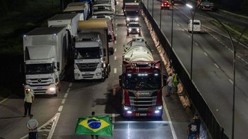 Apoiadores do presidente Jair Bolsonaro não aceitam o resultado das eleições - REUTERS/Uesley Marcelino/Direitos reservados