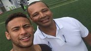 Neymar Jr ao lado do pai. - Instagram/@neymarjr
