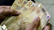 Novo salário mínimo já está valendo. - Marcello Casal JrAgência Brasil
