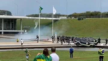 Golpistas invadem Congresso Nacional em atos antidemocráticos. - TV Globo