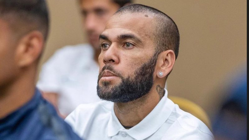 Daniel Alves foi condenado a quatro anos e meio de prisão pela Justiça da Espanha - Instagram/@danialves