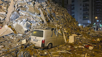 Terremoto na Turquia atingiu magnitude mais alta desde 1939 - Eren Bozkurt/AA/picture alliance