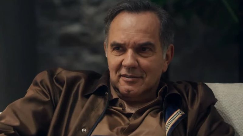 Guerra é interpretado por Humberto Martins em 'Travessia' - Globo