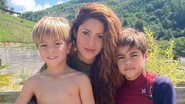 Shakira com seus filhos, frutos da relação com Piqué. - Reprodução/Instagram