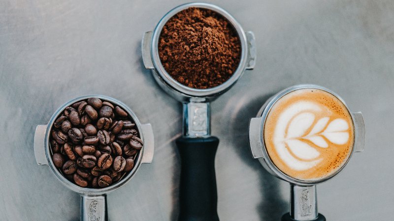 O Dia Mundial do Café é celebrado em 14 de abril - Unsplash/Nathan Dumlao