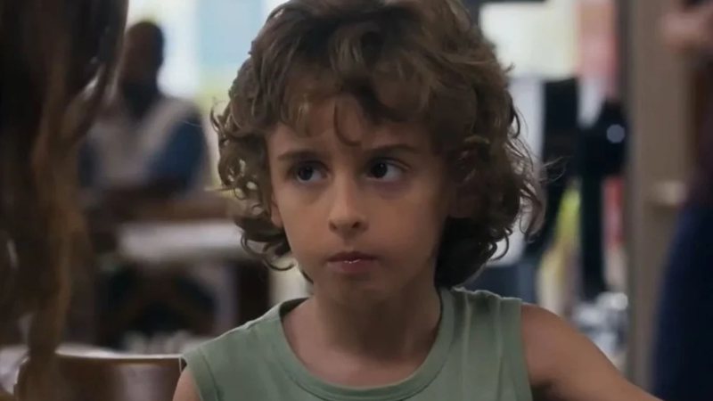 Tonho é interpretado por Vicente Alvite em 'Travessia' - Globo
