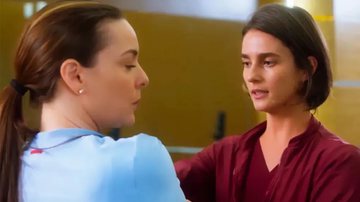 Clara e Helena irão passar por uma situação desconfortável em 'Vai na Fé' - Reprodução/TV Globo