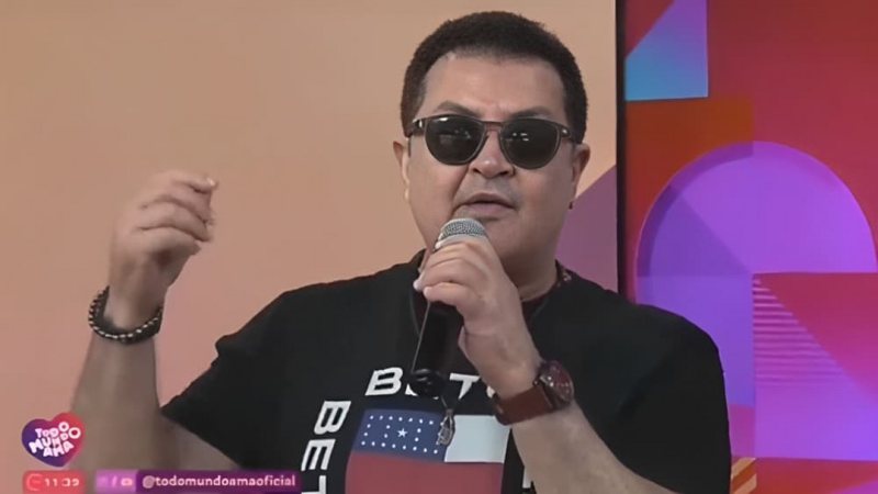 Cantor defendeu o estilo musical lambada antes de abandonar o programa ao vivo - TV Jangadeiro