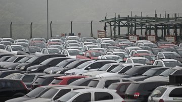 Governo anuncia medidas para estimular compra de carros populares - Marcelo Camargo/Agência Brasil