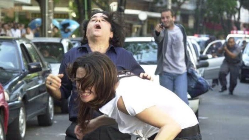 Tony Ramos e Vanessa Gerbelli em cena de 'Mulheres Apaixonadas' - Globo