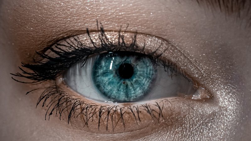 Sehen Sie sich 5 wichtige Tipps zur Pflege Ihrer Augengesundheit an