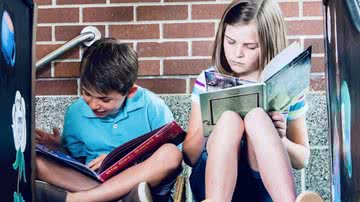 Que tal estimular o hábito de leitura de seus filhos nas férias? - Adam Winger/Unsplash