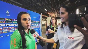 Marta sendo entrevistada por Mariana Spinelli, ainda antes da viagem à Austrália. - ESPN