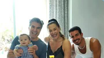 Em sua mansão, Claudia Raia reúne familiares para comemorar os nove meses de Luca - Instagram/Claudia Raia