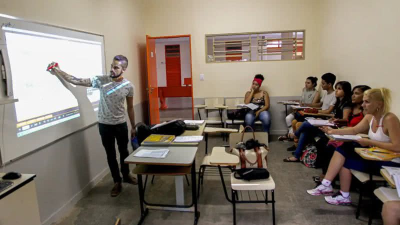 Incentivo para estudantes permanecerem no ensino médio é aprovado - Joel Rodrigues/Agência Brasil