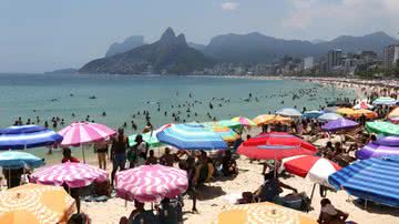 A previsão para este Verão é de temperaturas acima da média histórica. - Tânia Rêgo/Agência Brasil