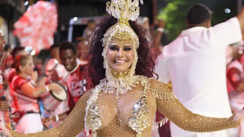Viviane Araújo esbanja beleza em evento na Cidade do Samba - Reprodução