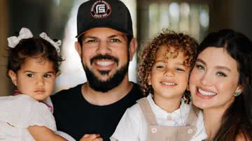 Sorocaba e Biah Rodrigues já são pais de Theo e Fernanda; agora eles esperam gêmeos - Instagram/@biahrodriguesz