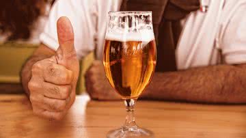 Consumo excessivo de álcool traz riscos para saúde. - MabelAmber/Pixabay