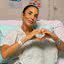 Ivete Sangalo é internada com pneumonia e internet manda apoio: "Força, rainha!"
